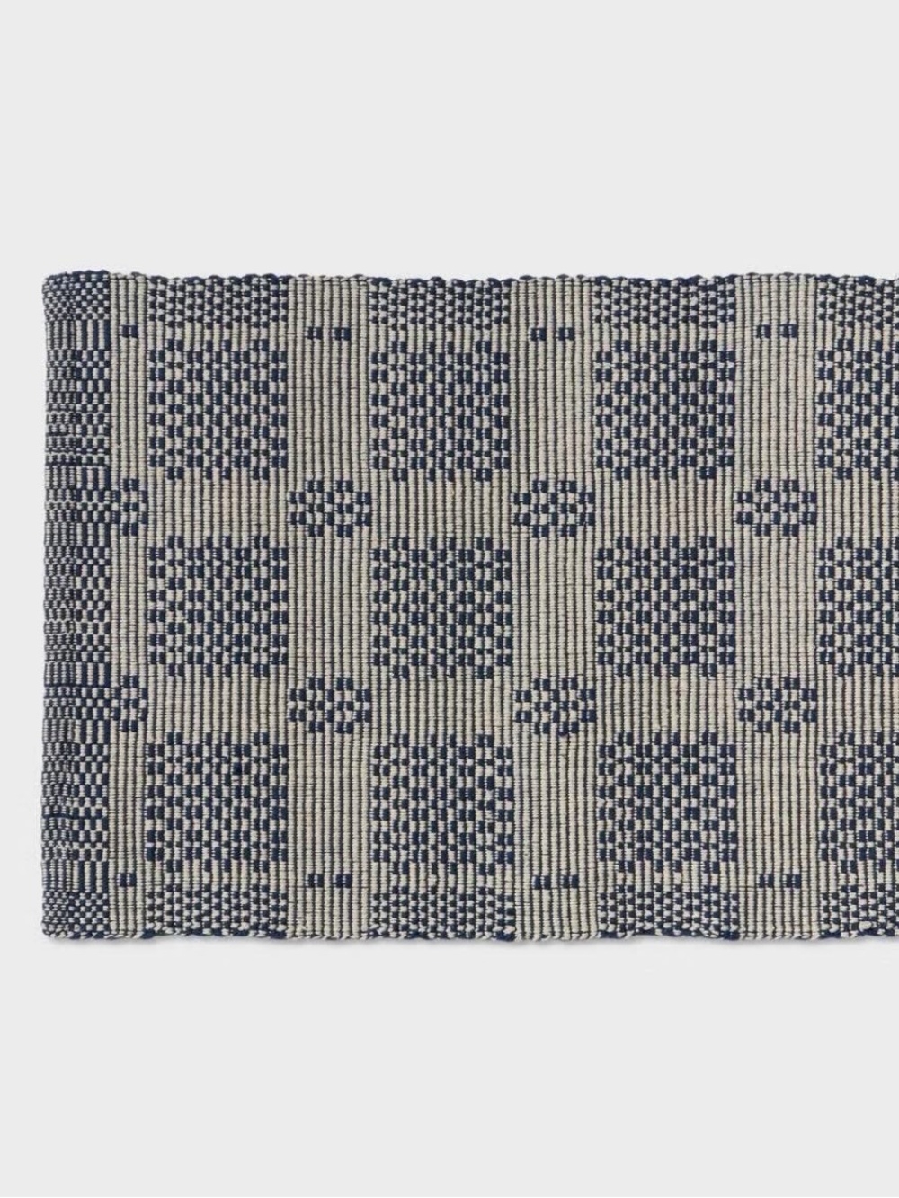 NEW Threshold 20"x30" Khaki/Navy Blue Americana Geo Bath Rug